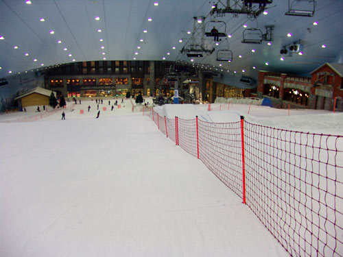 ski_dubai_lower_slope2